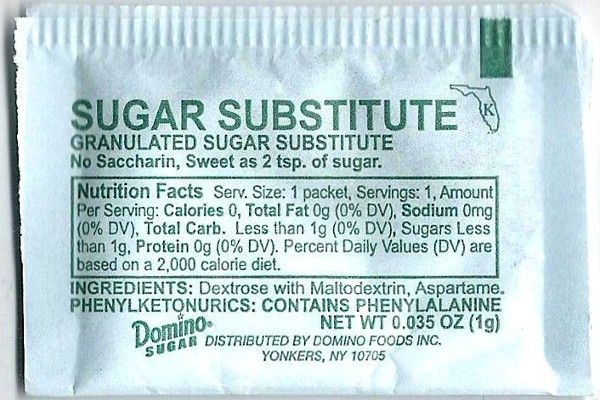 What are the ingredients in Sweet and Low artificial sweetener?